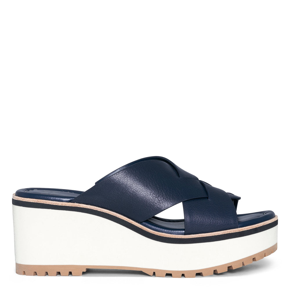 BEAUMONT Navy - Donald Pliner Casual