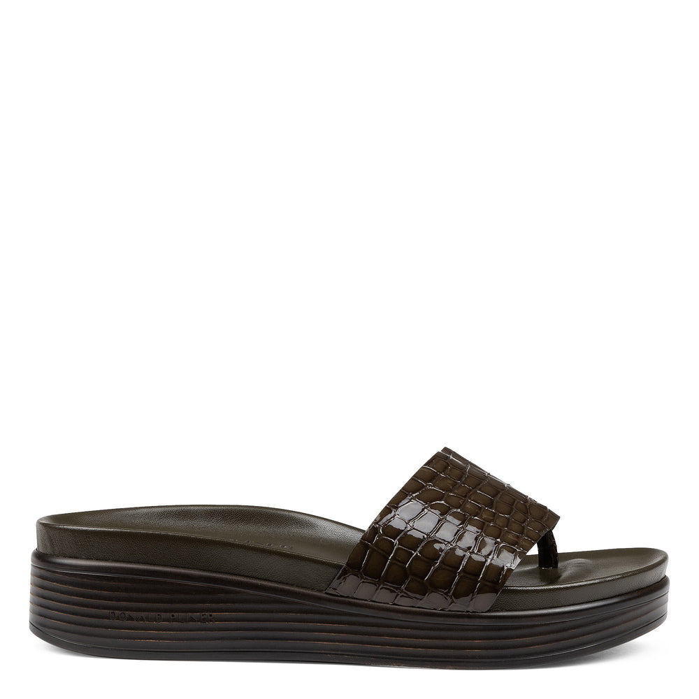 FIFI Military Green - Donald Pliner Casual