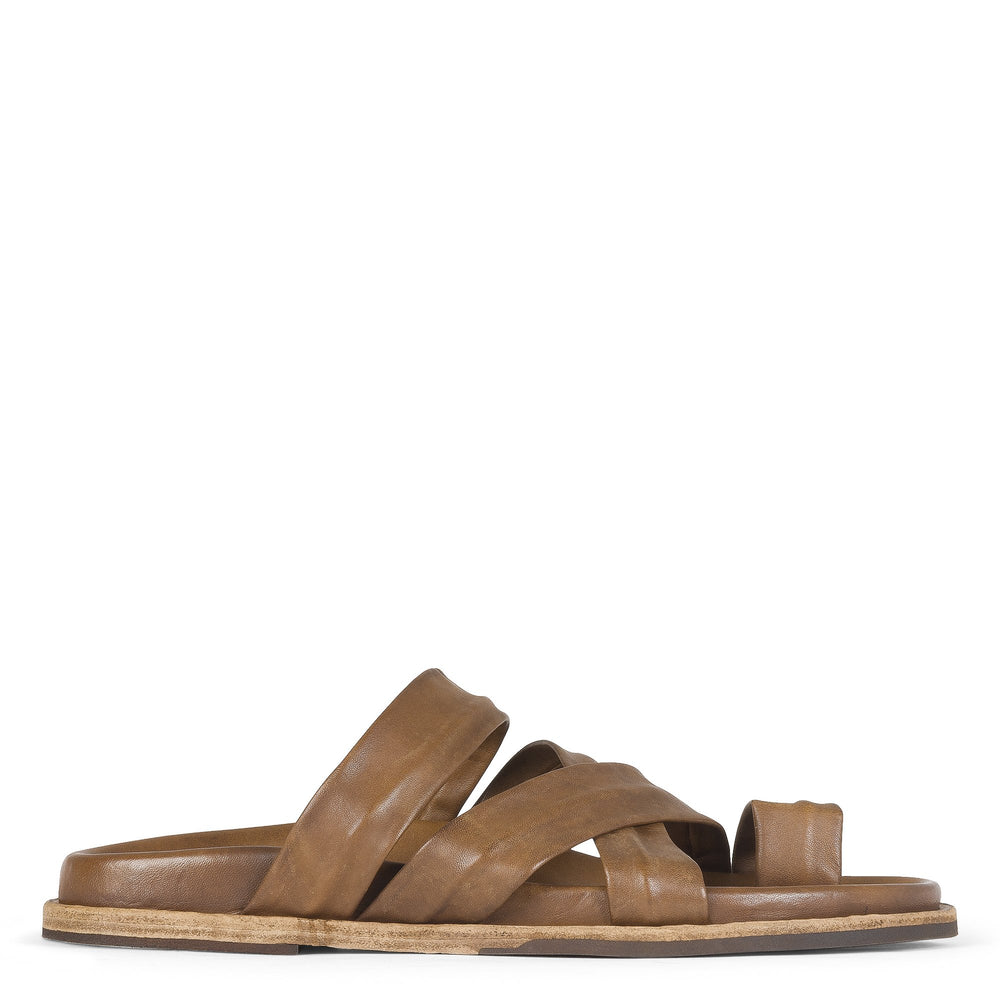 DEVANEE Camel - Donald Pliner Casual
