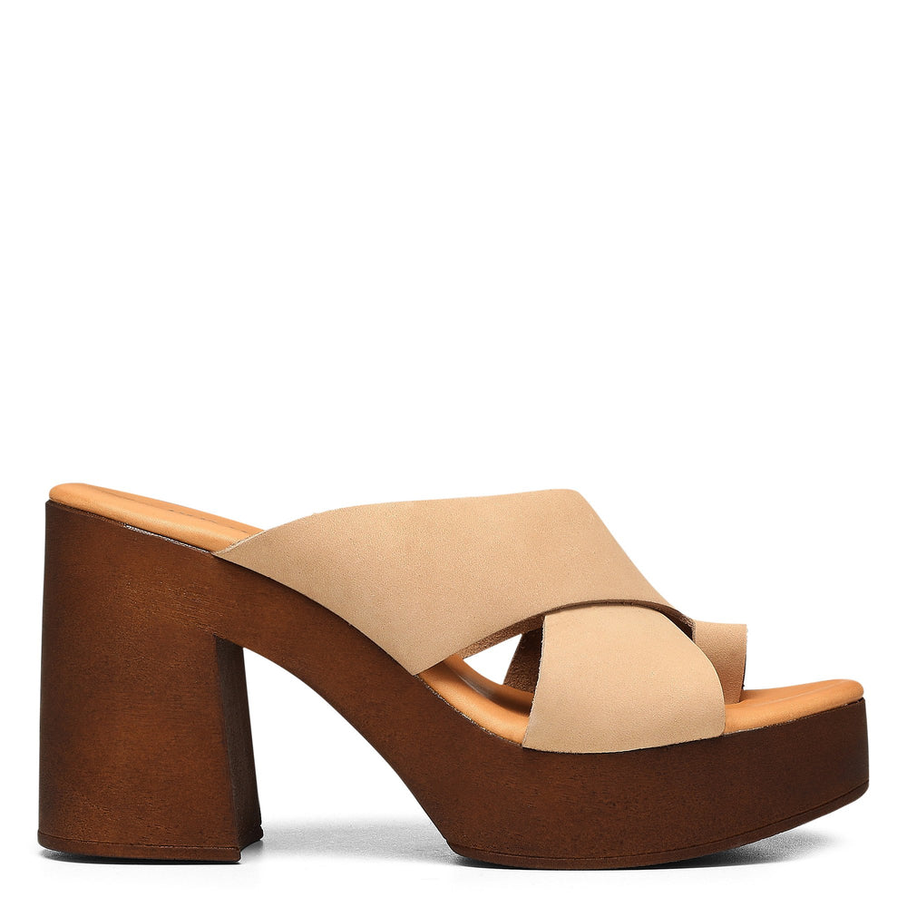 YELENA Natural - Donald Pliner Casual