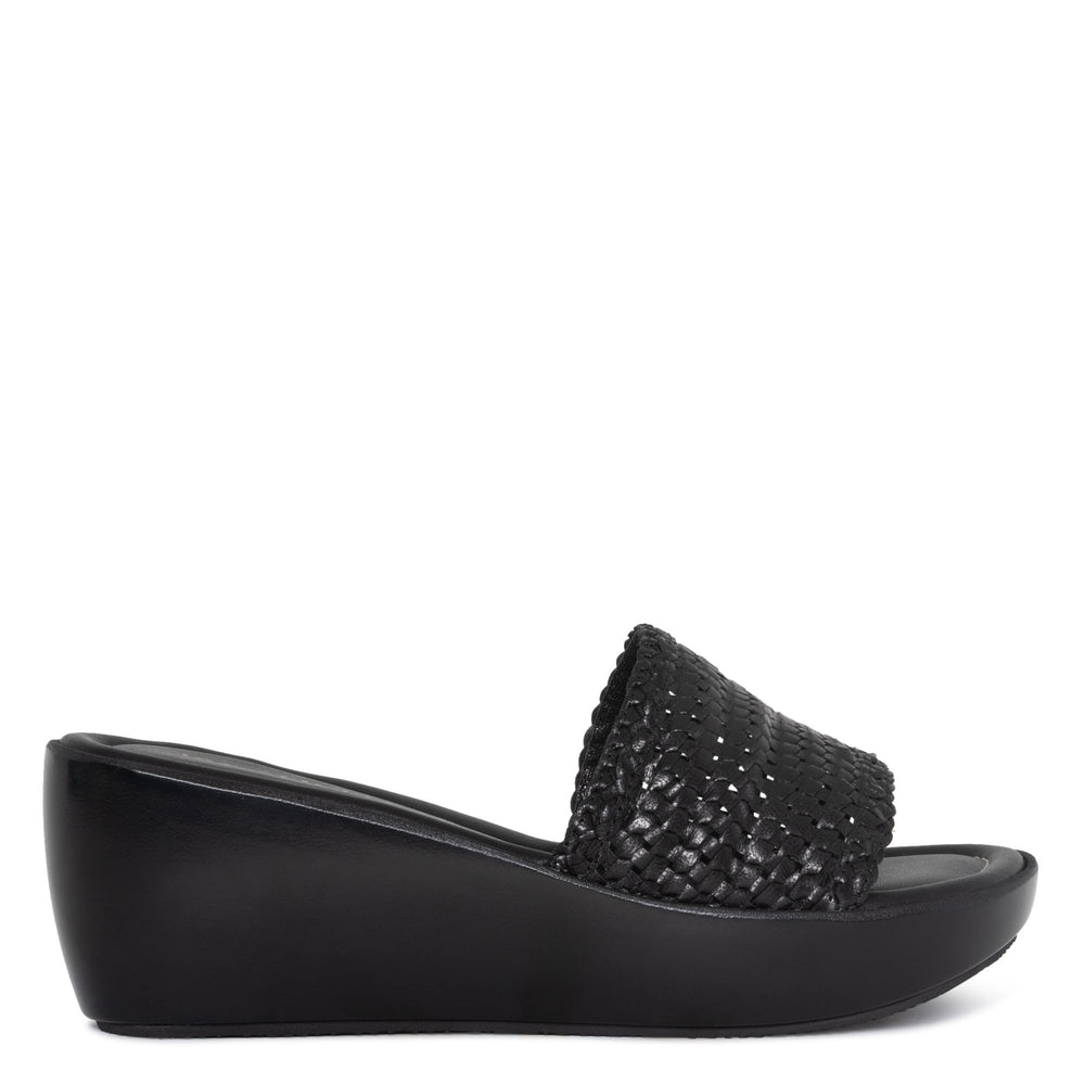 LINZEY Black - Donald Pliner Casual