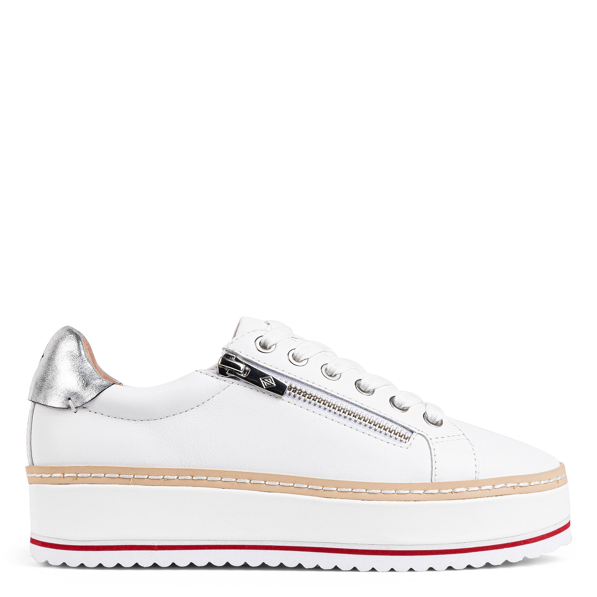 DEW White - Donald Pliner Casual