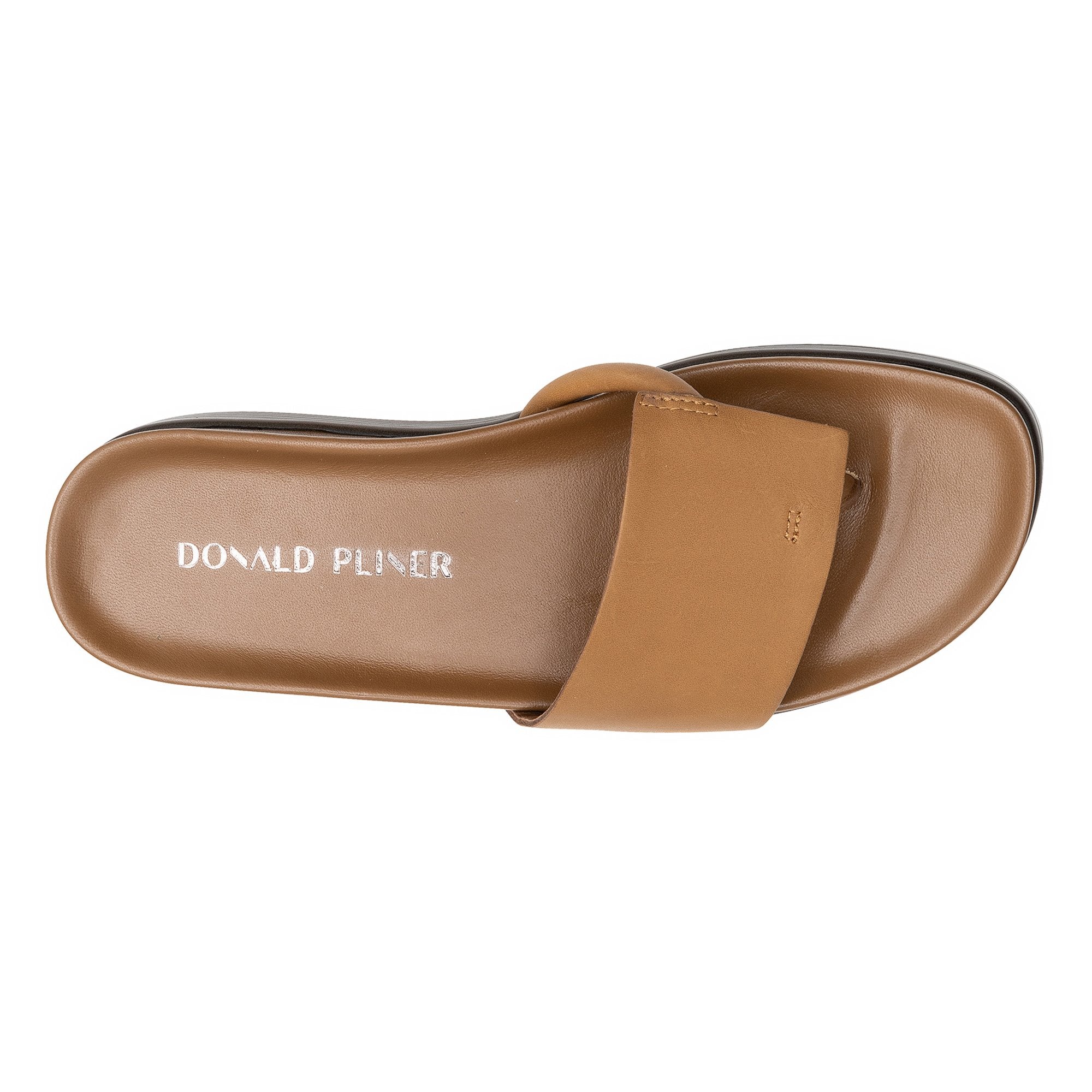 FIFI Saddle Leather - Donald Pliner Casual