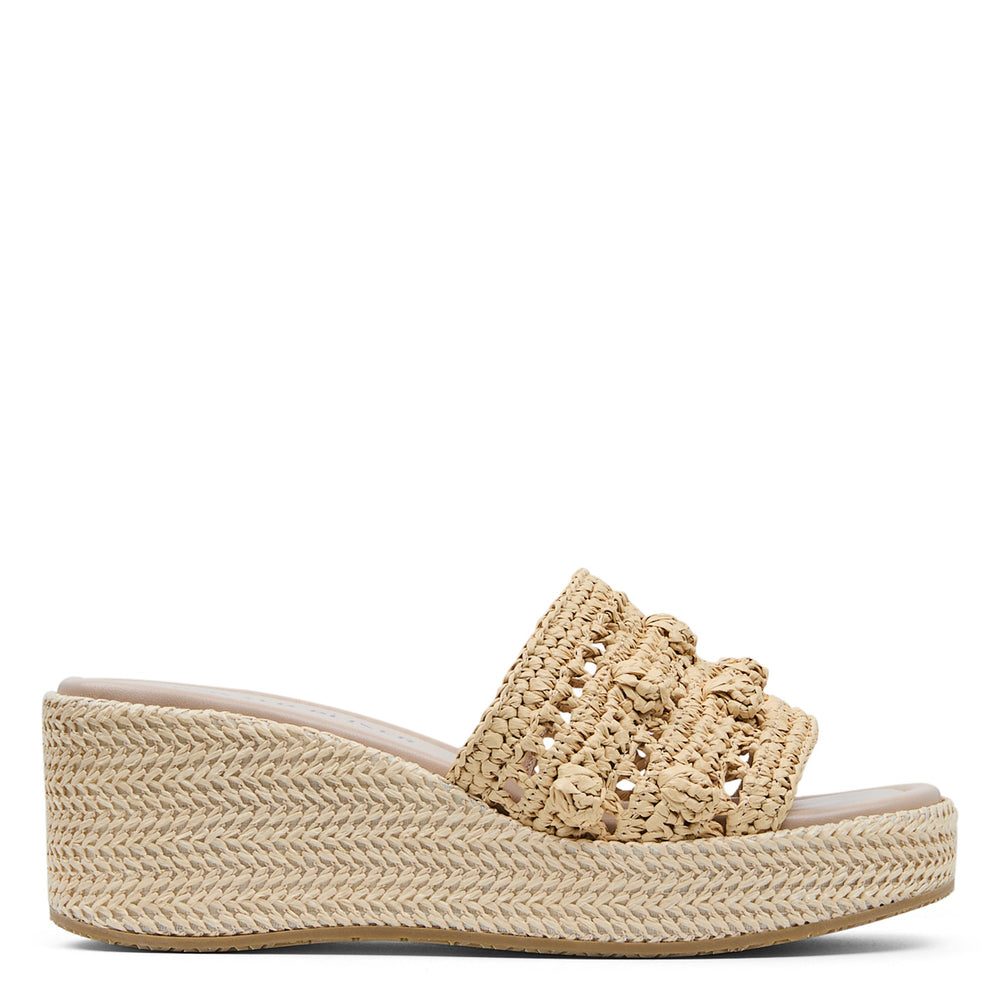 JAKKI Natural - Donald Pliner Casual