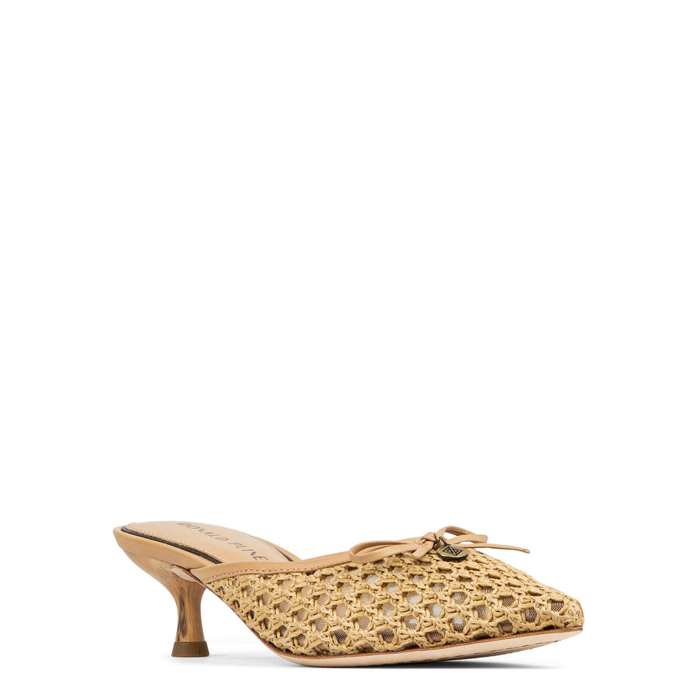SOEL Natural - Donald Pliner Casual
