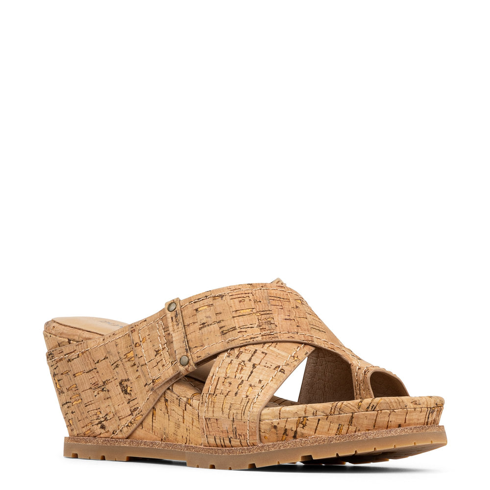 IRINI Natural Cork - Donald Pliner Casual