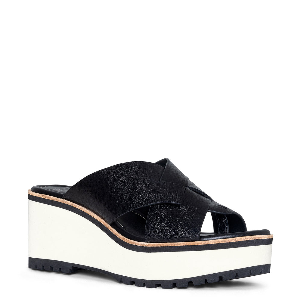 BEAUMONT Black - Donald Pliner Casual
