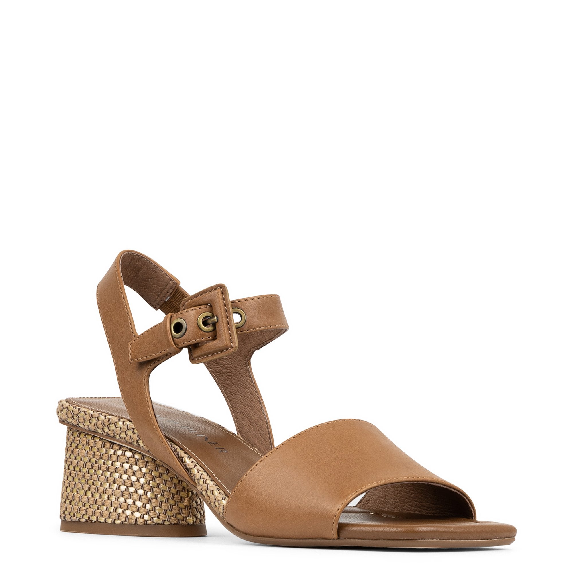AARO Saddle - Donald Pliner Casual
