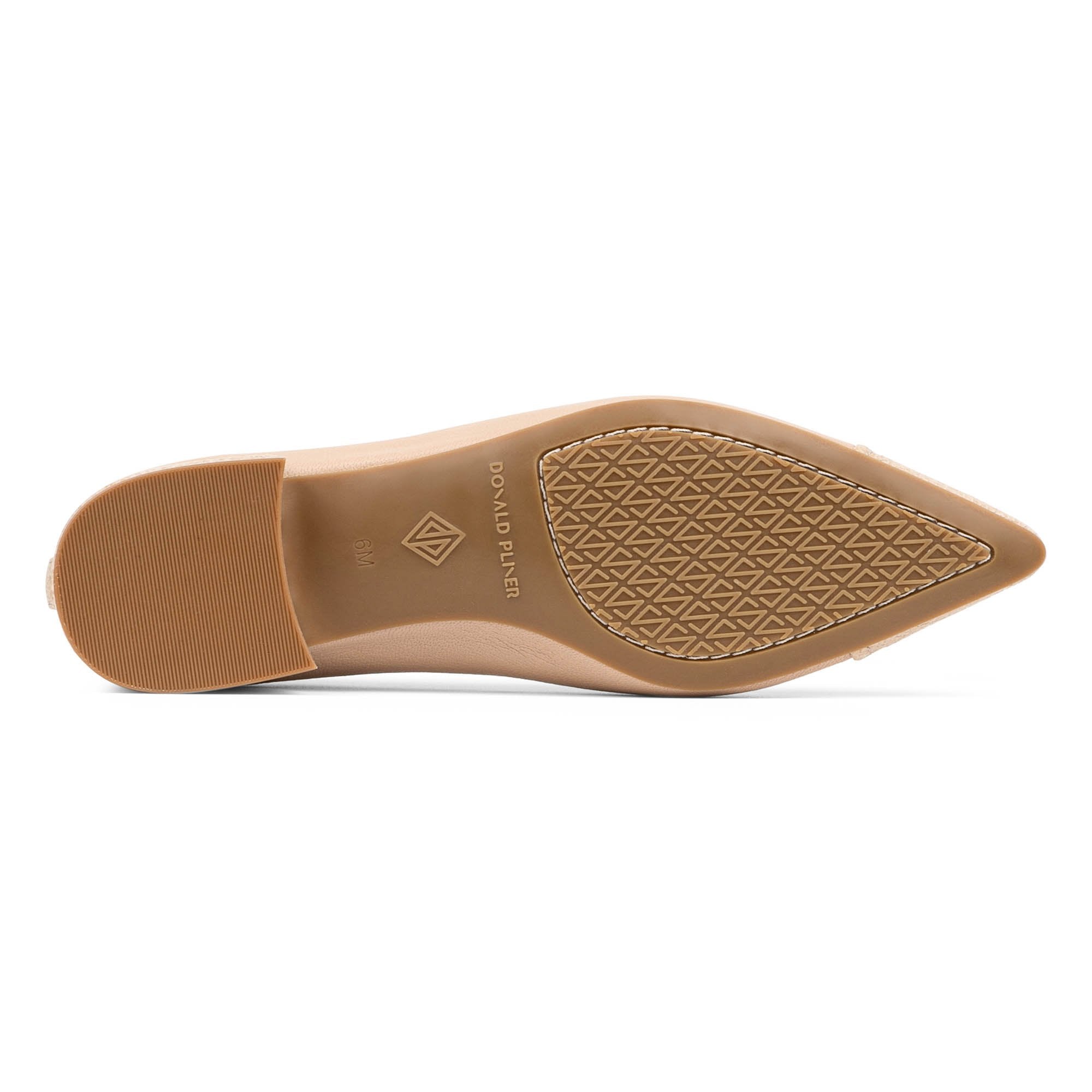 LADONNA Sand - Donald Pliner Casual