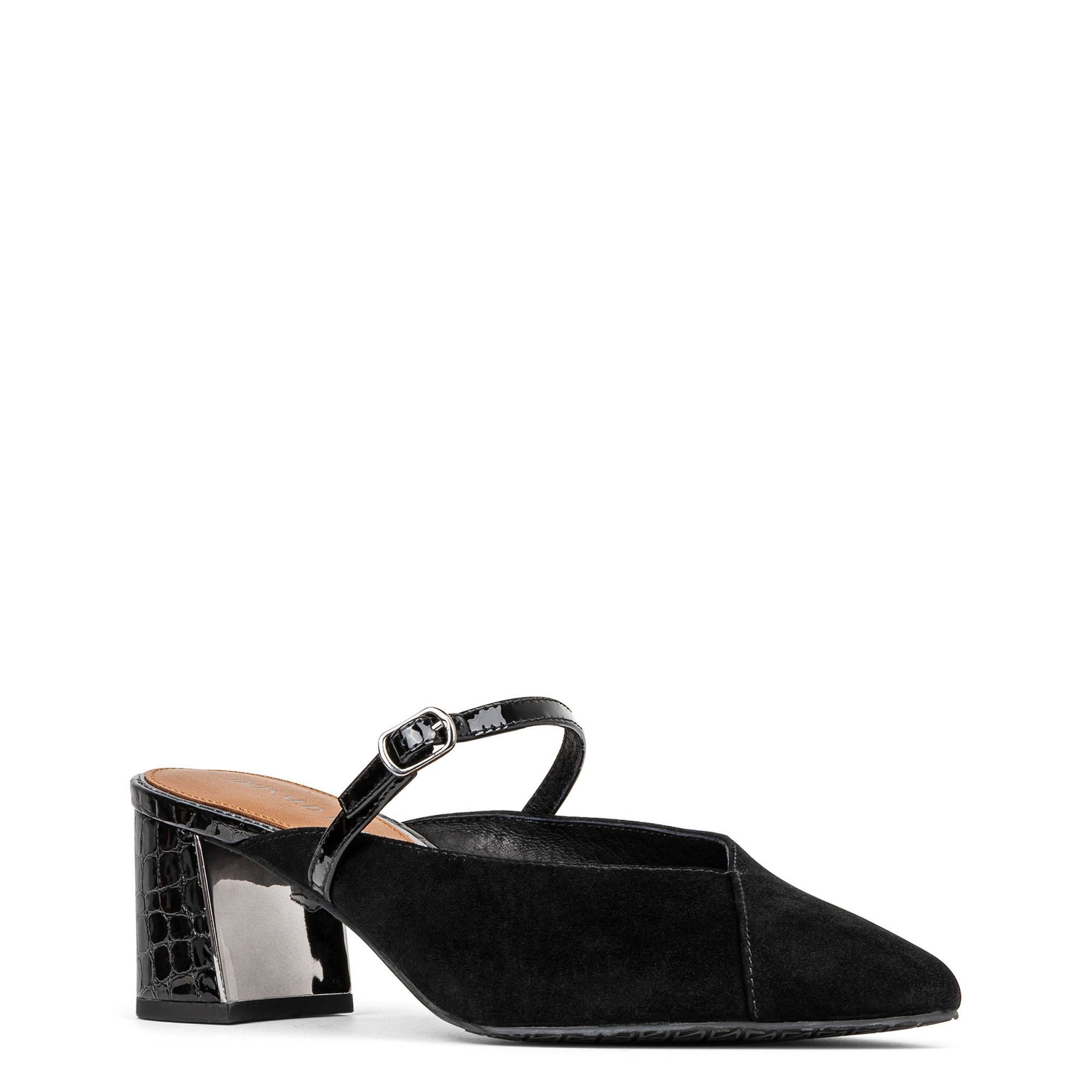 SAHIBA Black - Donald Pliner Casual