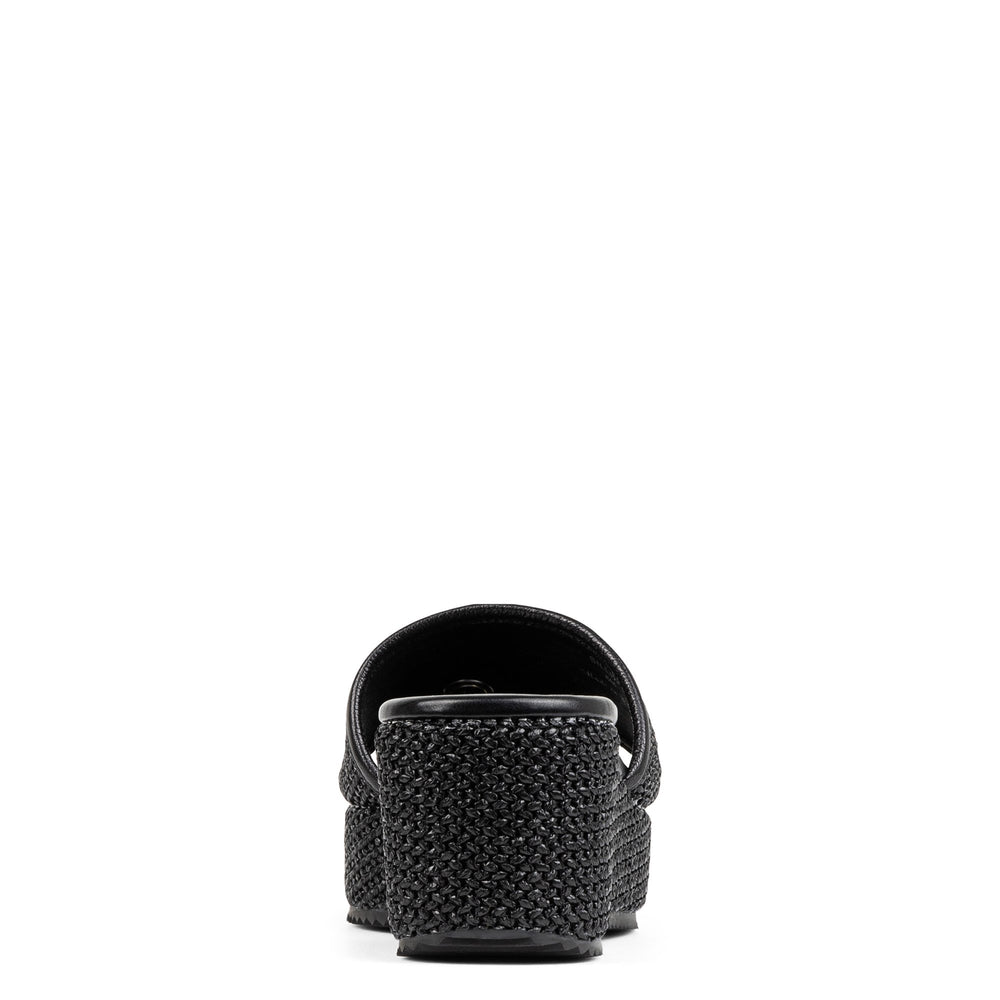 SILLI Black - Donald Pliner Casual