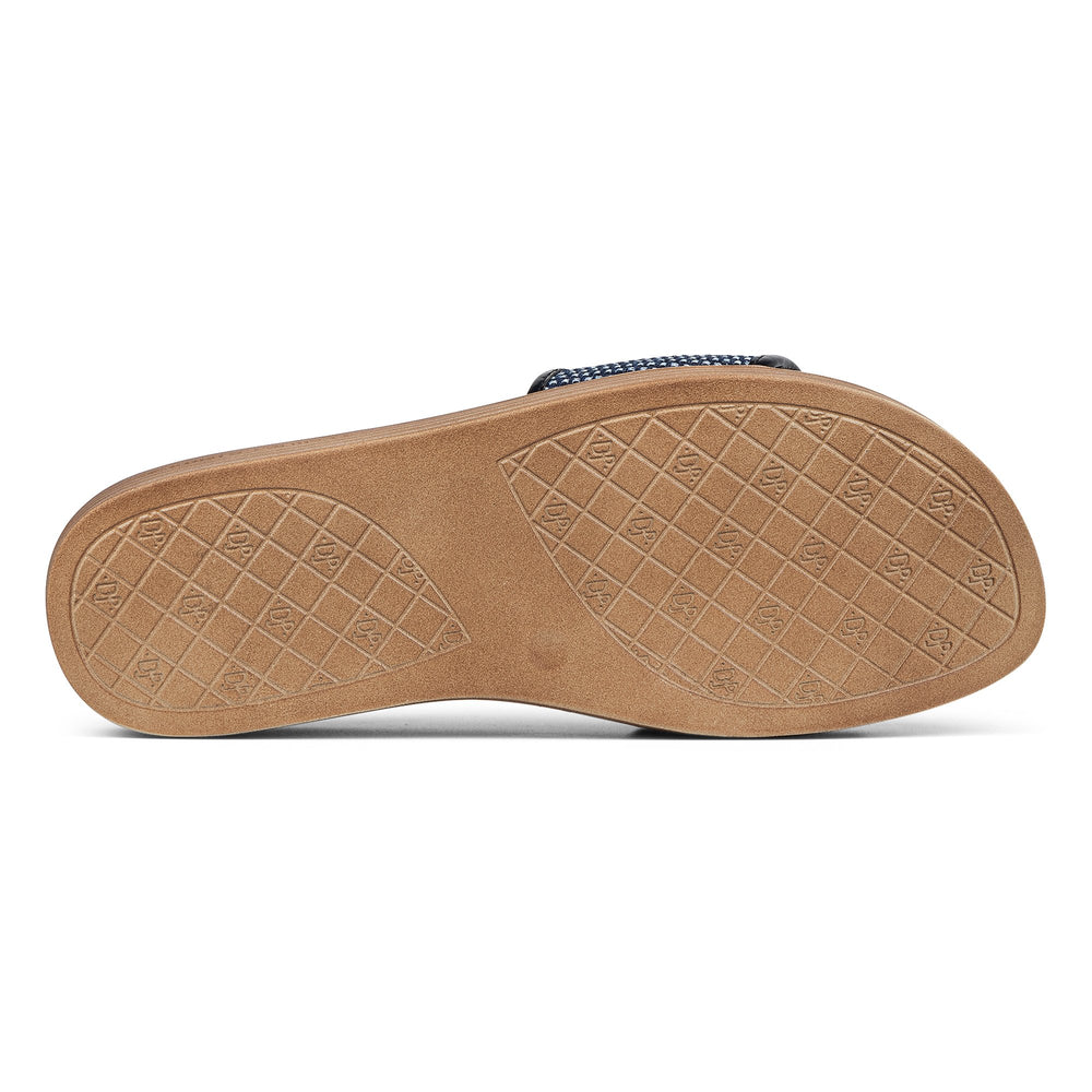FARRAH Navy Denim - Donald Pliner Casual