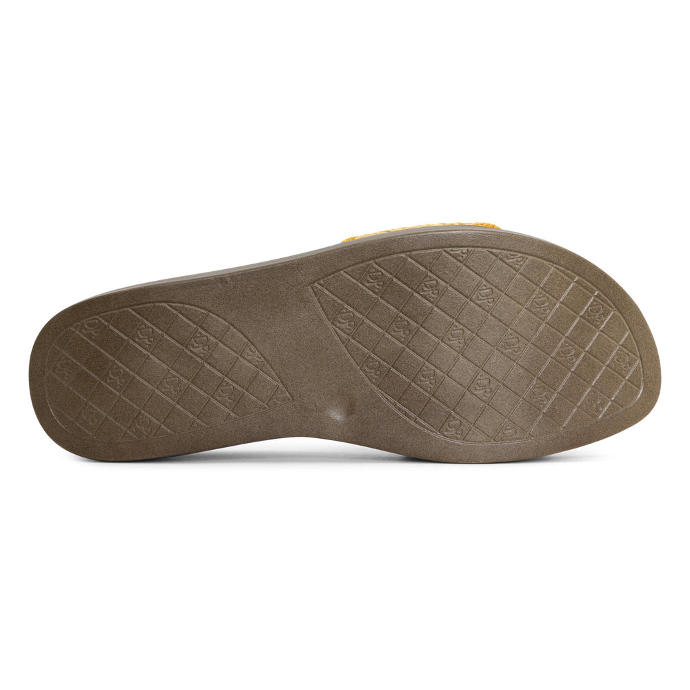 FARRAH Sungold - Donald Pliner Casual