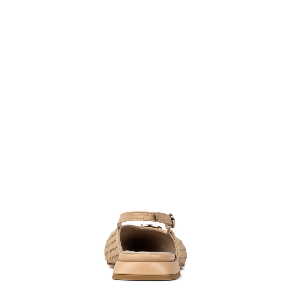 ROZELLA Natural - Donald Pliner Casual