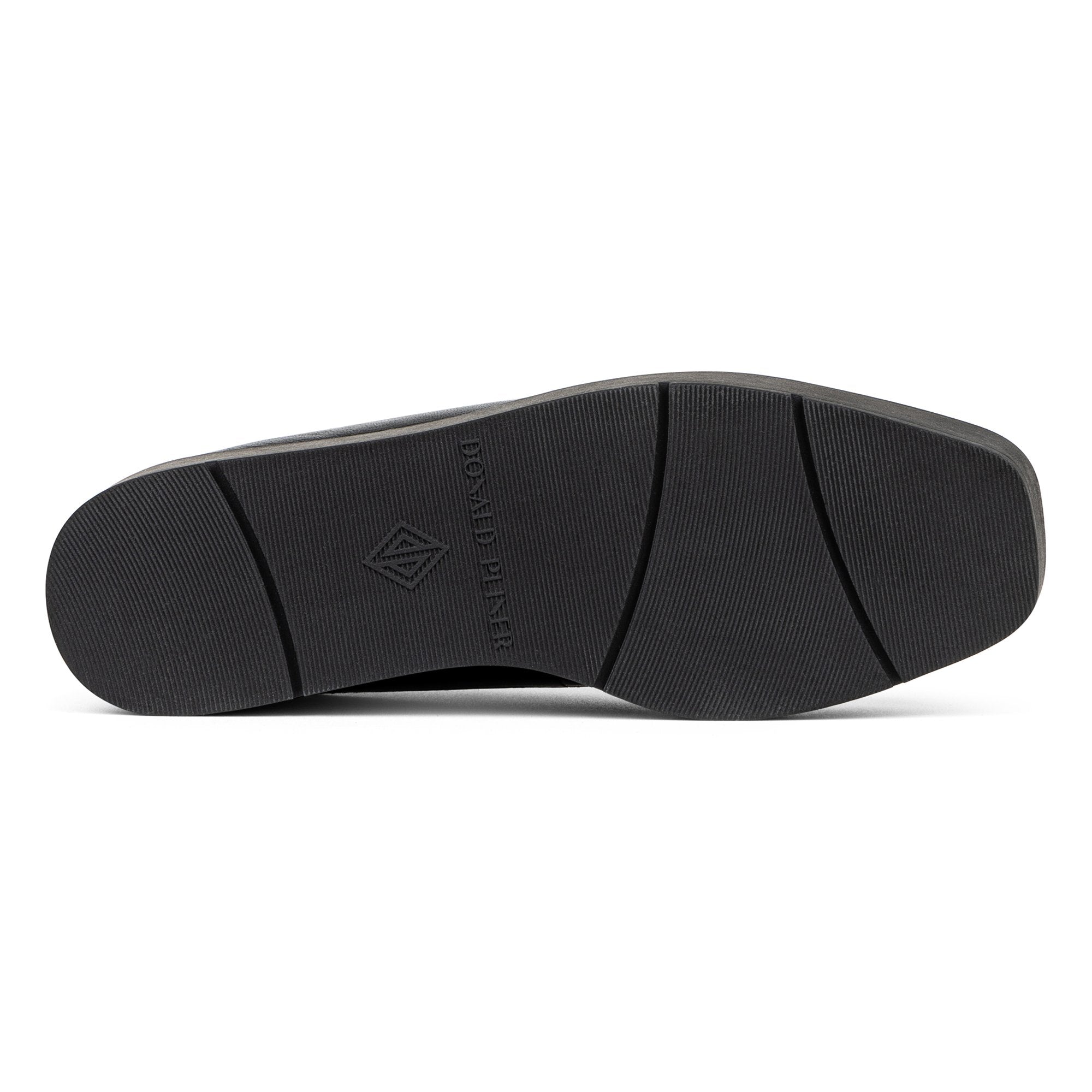 WILSON Black - Donald Pliner Casual