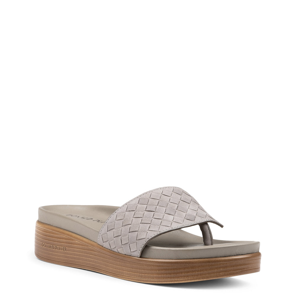 FIFI Dove - Donald Pliner Casual