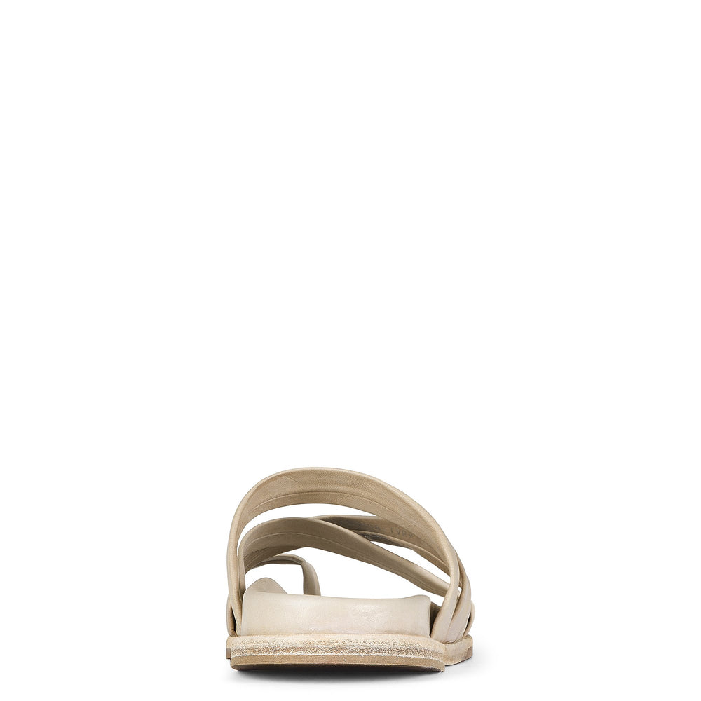 DEVANEE Ivory - Donald Pliner Casual