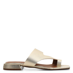 QUIN Platino - Donald Pliner Casual