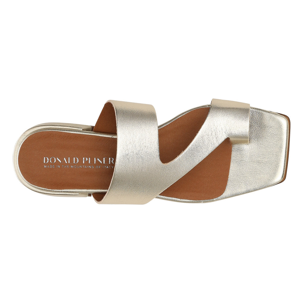 QUIN Platino - Donald Pliner Casual