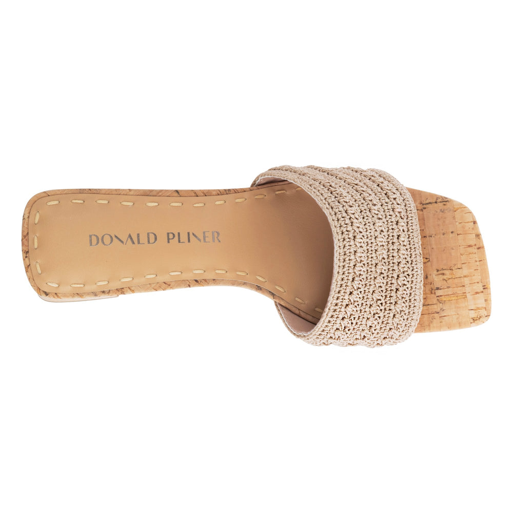 NAYLA Sand - Donald Pliner Casual