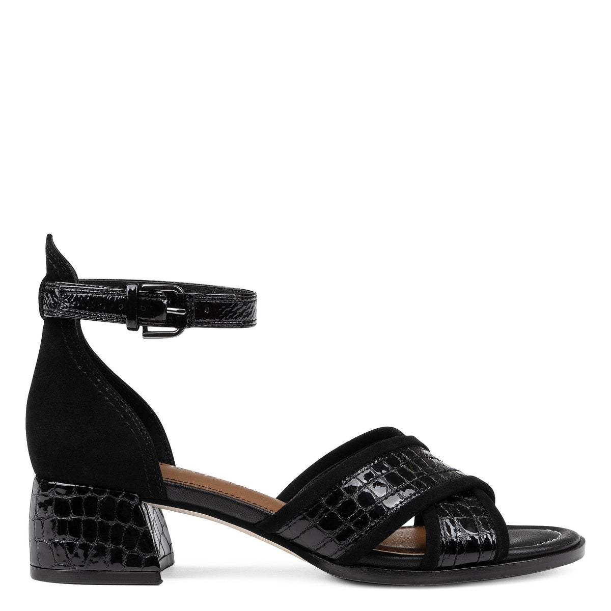 AVAI Black - Donald Pliner Casual