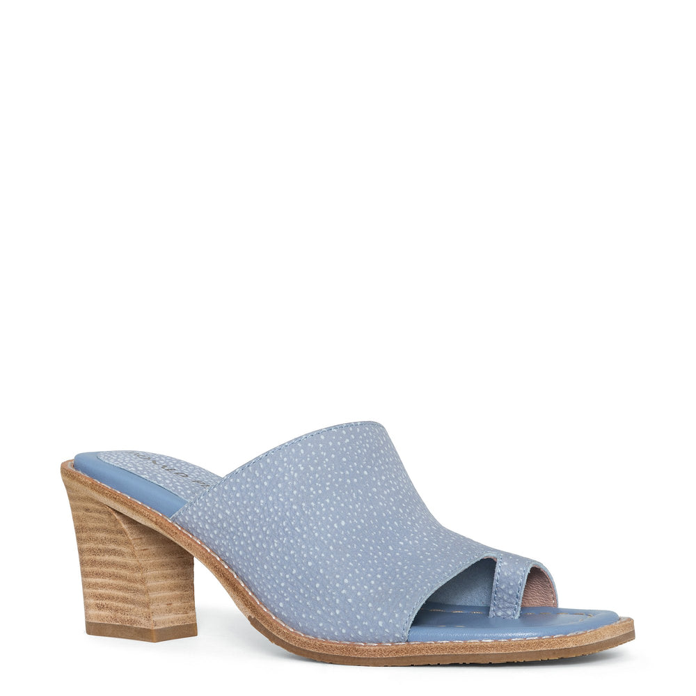JIN Denim - Donald Pliner Casual