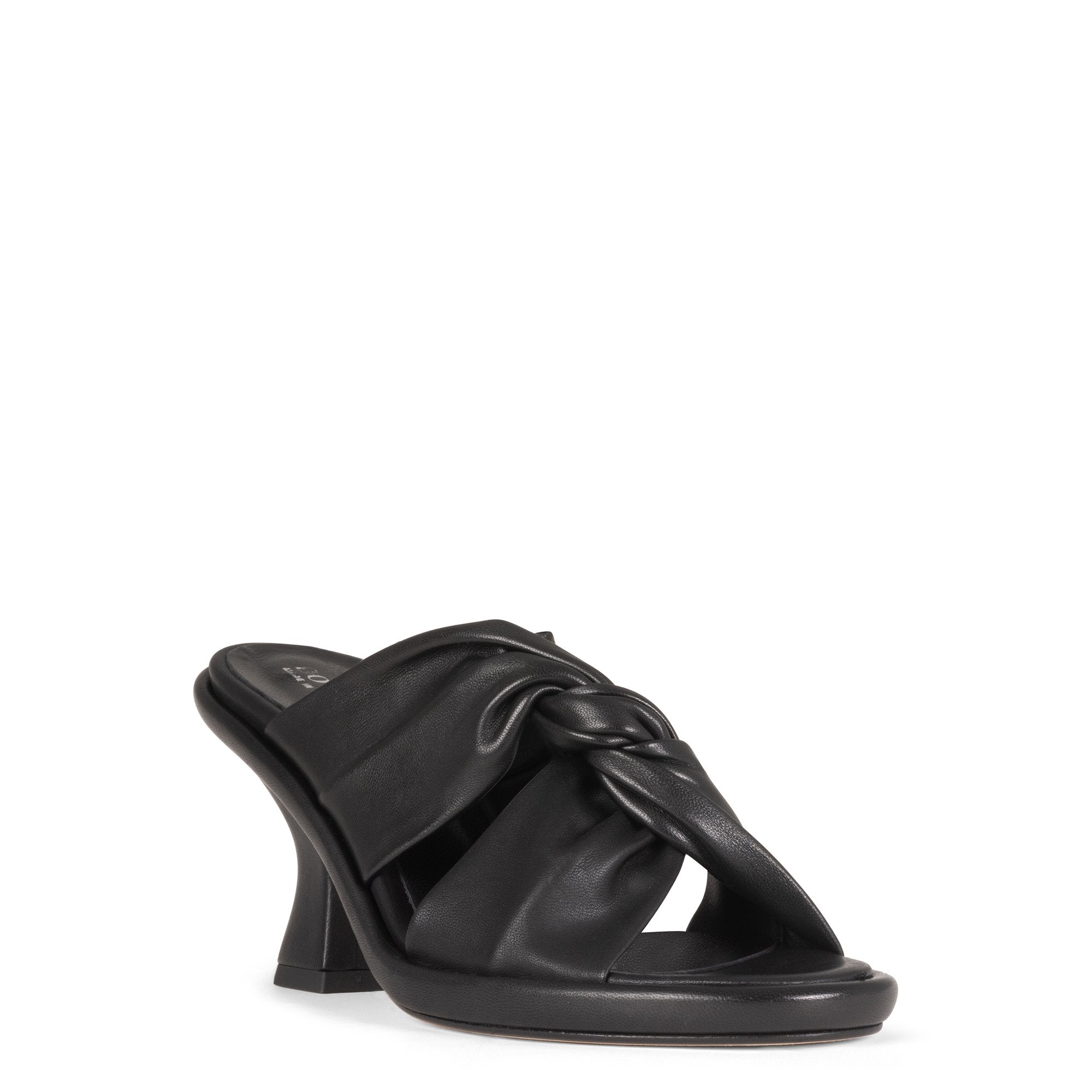ANGELYCA Black - Donald Pliner Casual