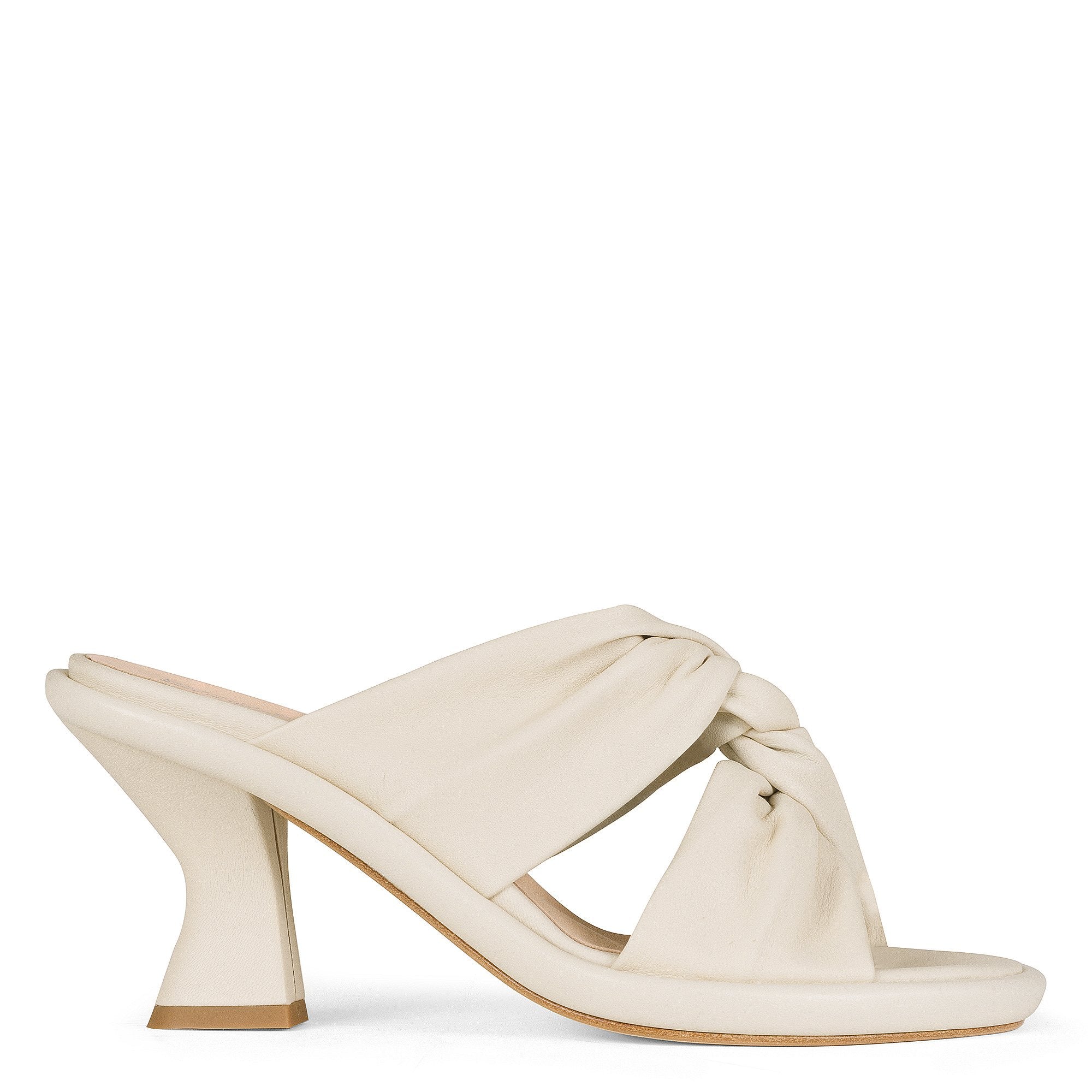 ANGELYCA Ivory - Donald Pliner Casual