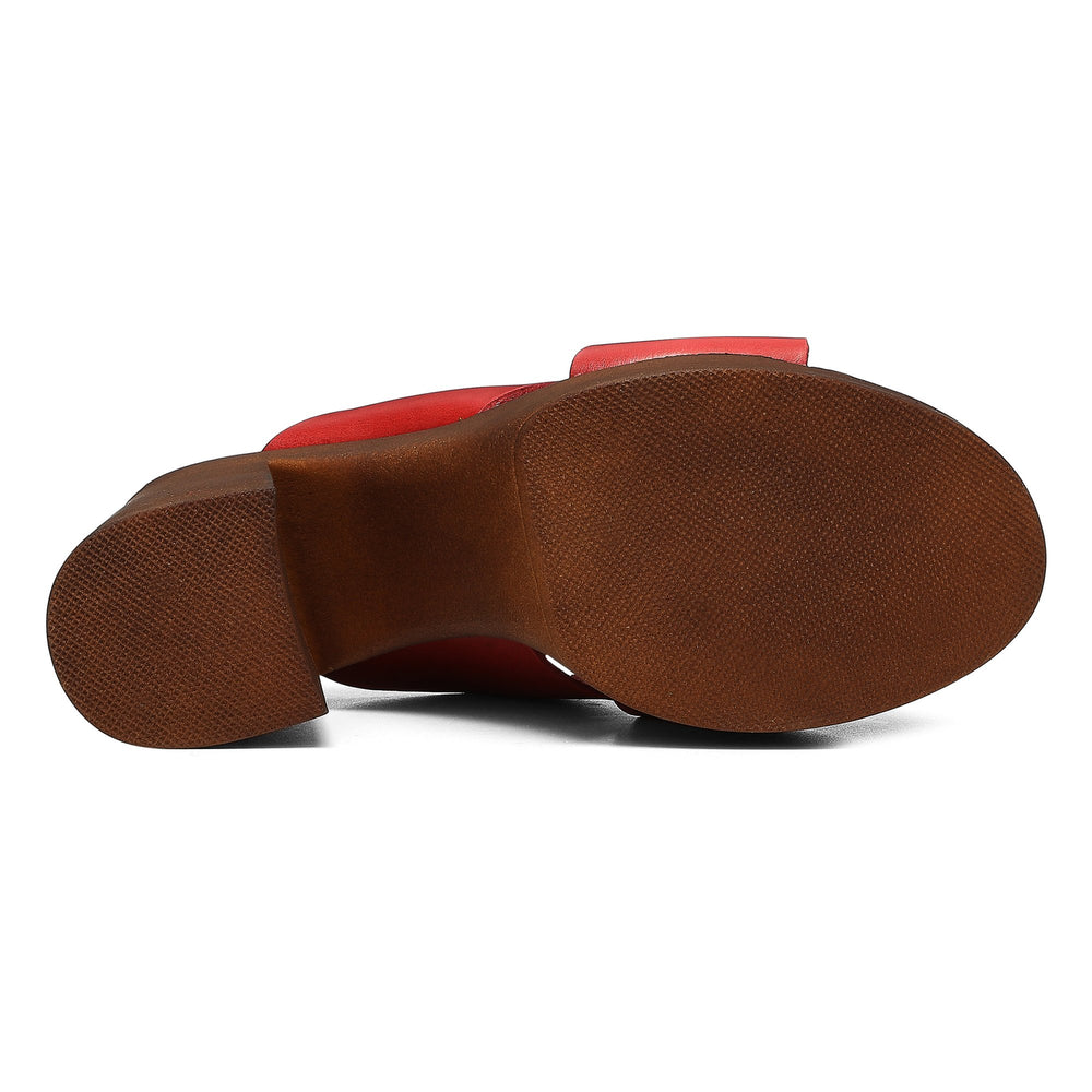 YELENA Red - Donald Pliner Casual