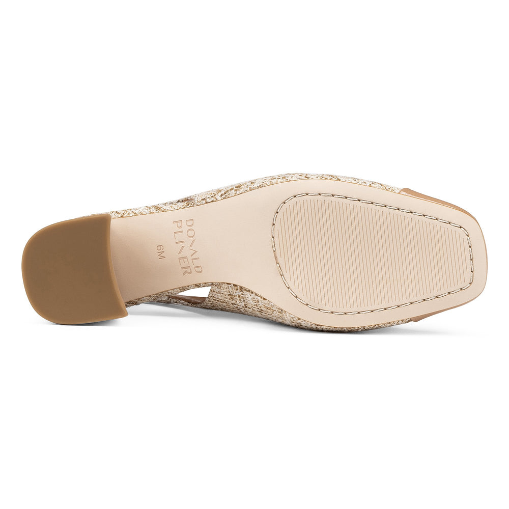 AMORE Camel Boucle - Donald Pliner Casual