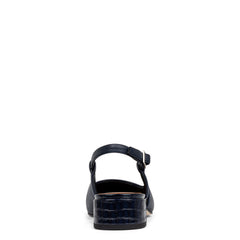 DAVINA Navy - Donald Pliner Casual
